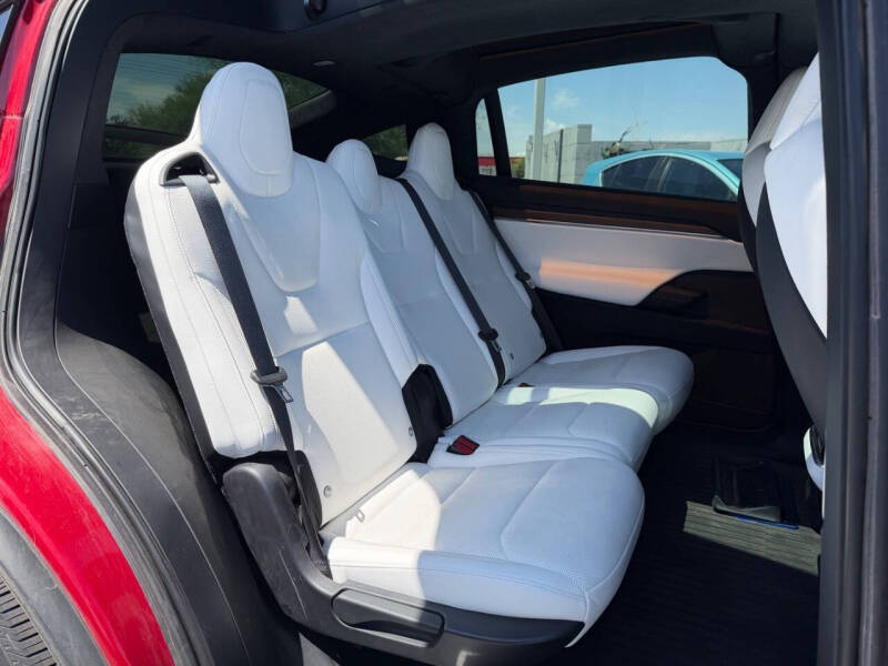 2023 Tesla Model X Standard Range