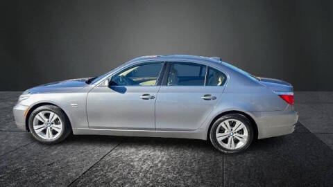 2009 BMW 5 Series 528i xDrive