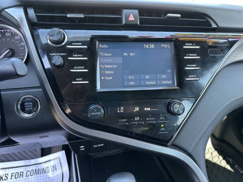 2019 Toyota Camry SE