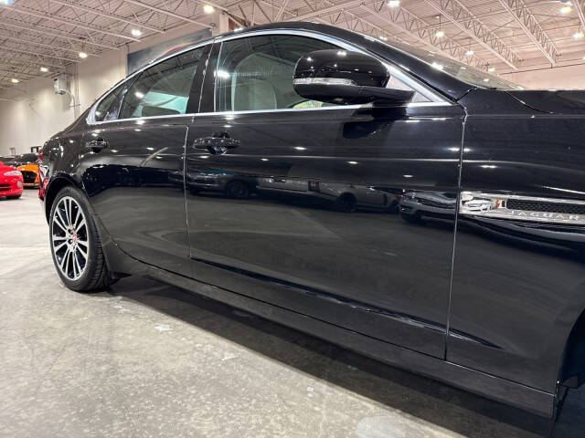 2016 Jaguar XF 35t Prestige