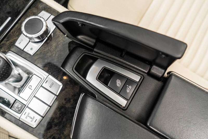 2013 Mercedes-Benz SL-Class SL 550