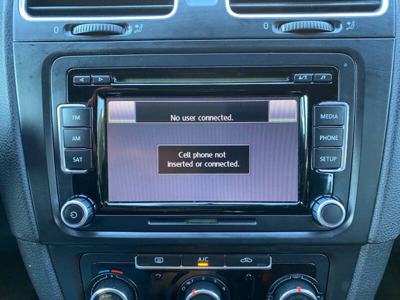 2013 Volkswagen GTI Base PZEV