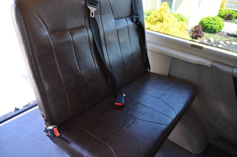2008 Ford E-Series E-150 XLT