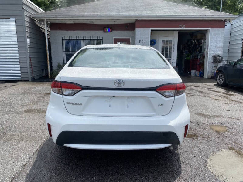 2020 Toyota Corolla LE