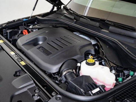 2025 Land Rover Range Rover P400 SE