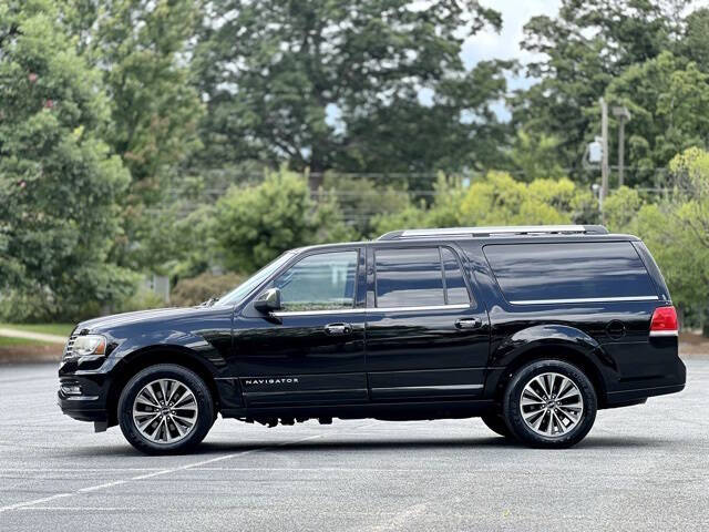 2017 Lincoln Navigator L Select