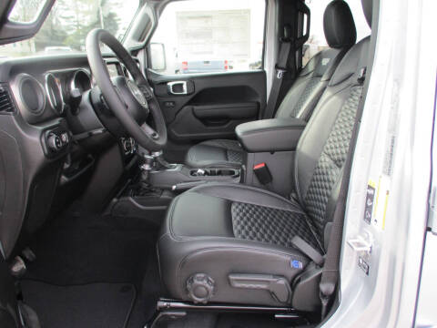 2023 Jeep Gladiator Sport S