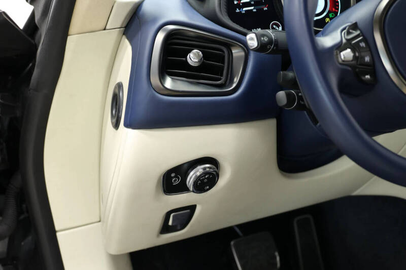 2017 Aston Martin DB11