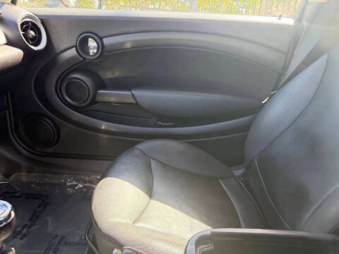 2013 MINI Hardtop Cooper