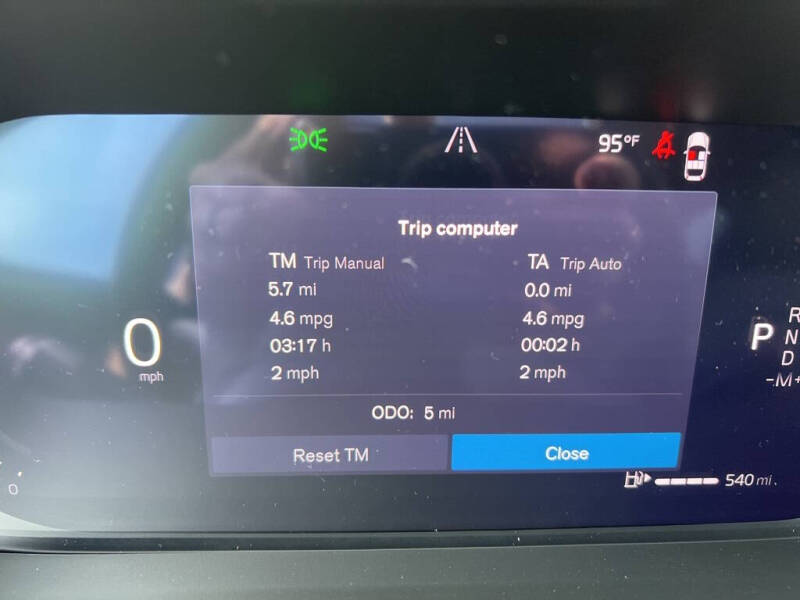 2026 Volvo XC40 B5 Core