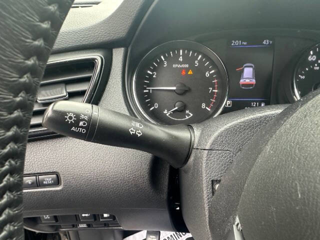 2018 Nissan Rogue SV