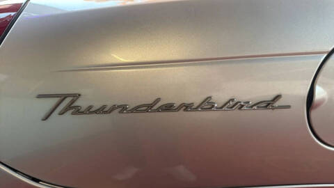 2005 Ford Thunderbird Deluxe