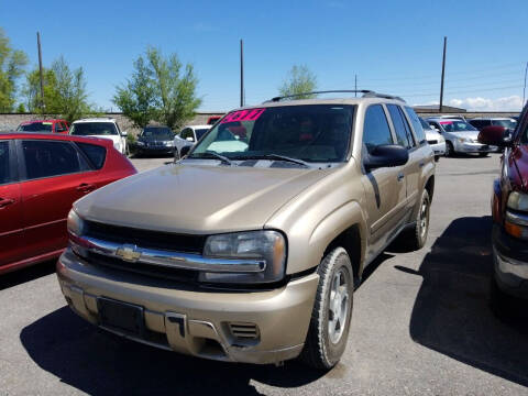 2006 Chevrolet TrailBlazer for sale at BELOW BOOK AUTO SALES in Idaho Falls ID