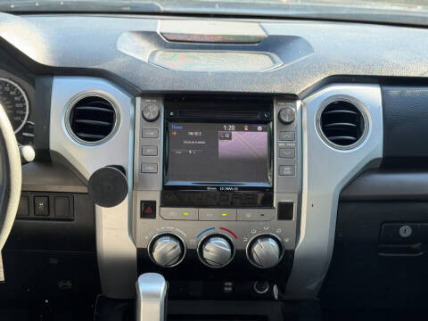 2014 Toyota Tundra SR5