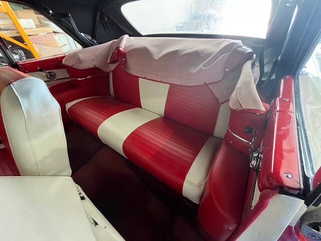 1957 Ford Fairlane 500 21