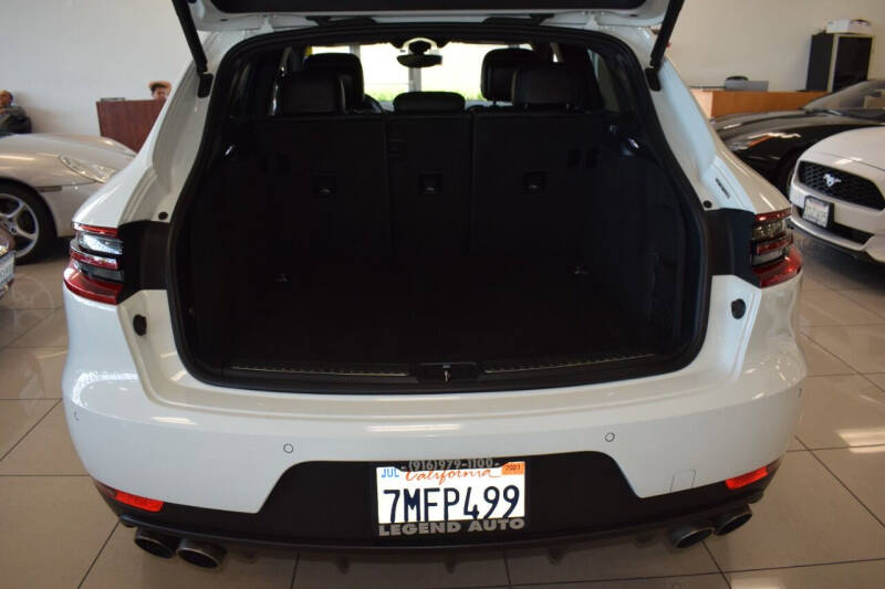 2016 Porsche Macan S