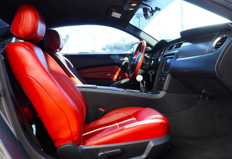 2014 Ford Mustang GT Premium