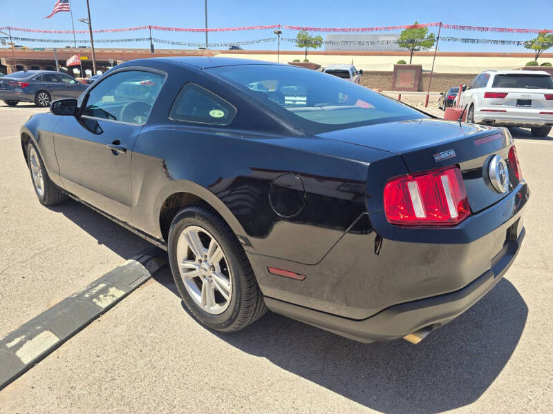 2012 Ford Mustang V6