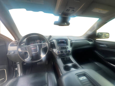 2017 GMC Yukon XL SLT
