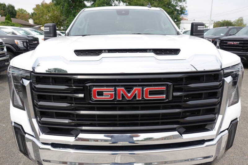2024 GMC Sierra 2500HD Pro
