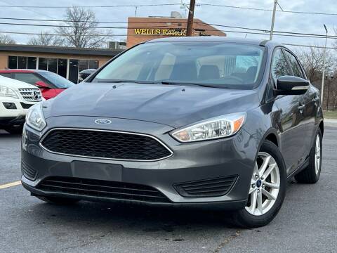 2015 Ford Focus for sale at MAGIC AUTO SALES in Little Ferry NJ