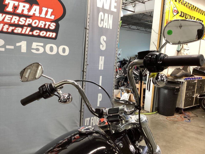2022 Harley-Davidson® FXST - Softail® Standard