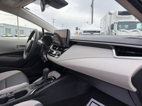 2025 Toyota Corolla Hybrid LE