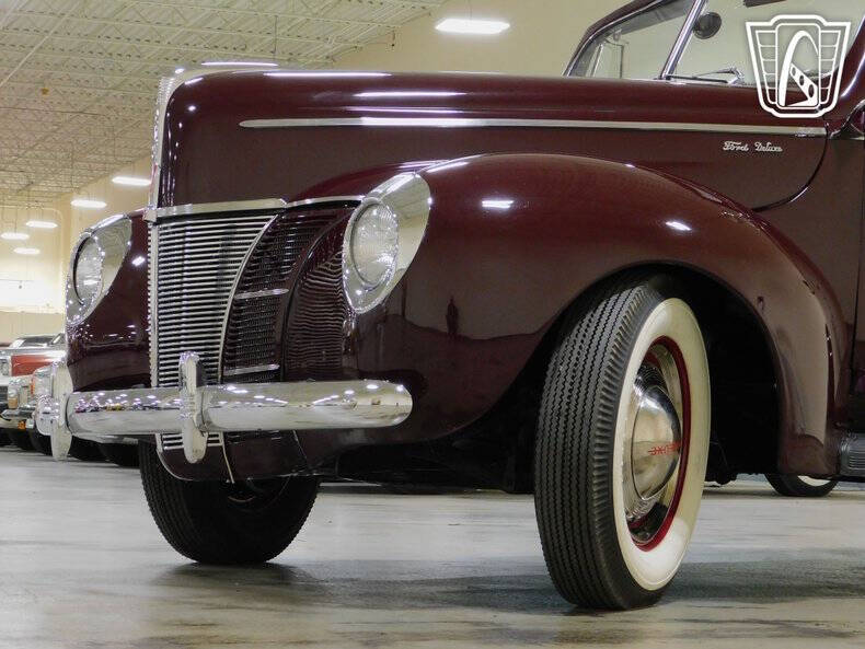 1940 Ford Deluxe