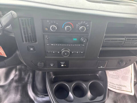 2023 GMC Savana 2500