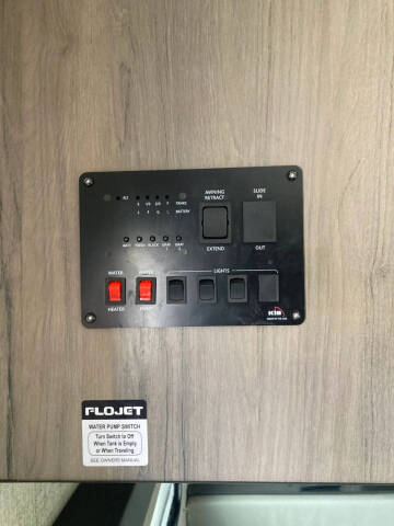 2021 Gulfstream Enlighten Super Lite