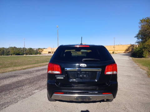 2011 Kia Sorento LX