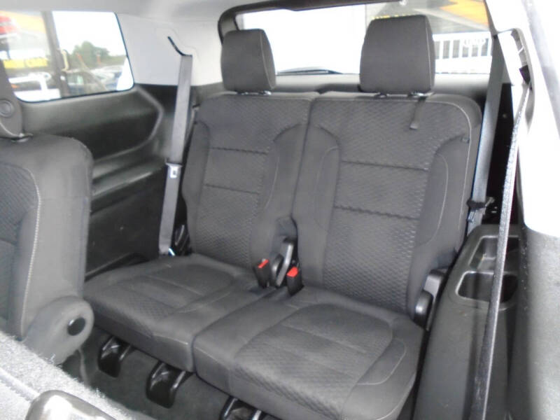 2017 GMC Acadia SLE-2