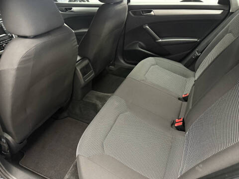 2018 Volkswagen Passat 2.0T S