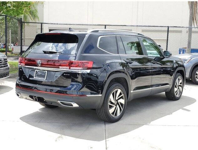 2026 Volkswagen Atlas SE