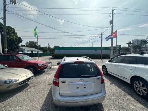 2012 Hyundai Elantra Touring GLS