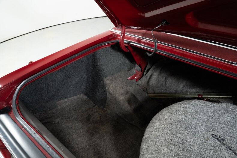 1975 Ford Thunderbird