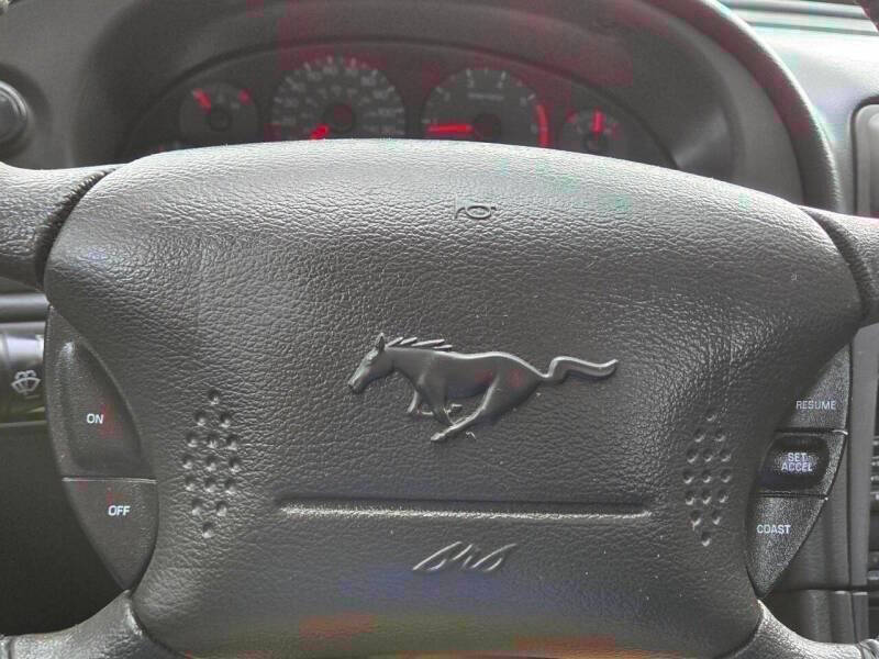 2002 Ford Mustang