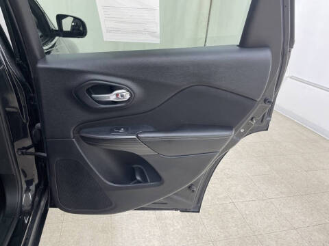 2016 Jeep Cherokee Latitude Altitude