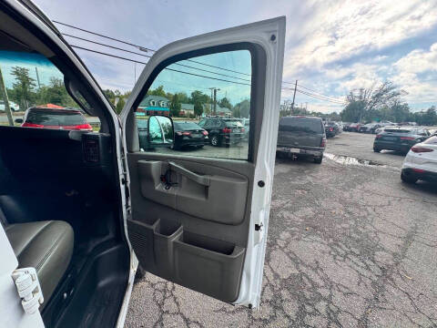 2018 Chevrolet Express 3500