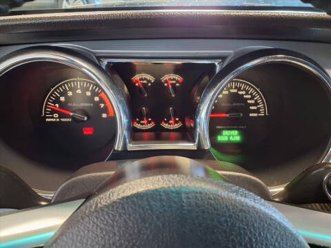 2005 Ford Mustang GT Premium