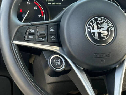 2018 Alfa Romeo Stelvio Ti