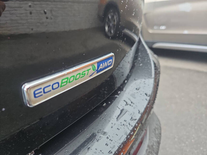2018 Ford Edge SE