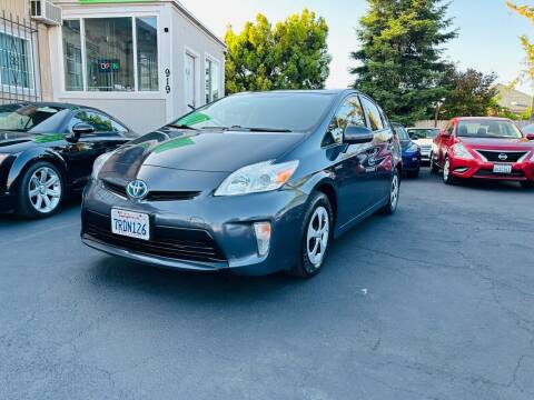 2015 Toyota Prius for sale at Ronnie Motors LLC in San Jose CA