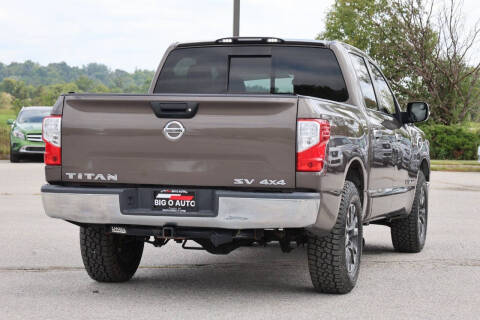 2017 Nissan Titan SV