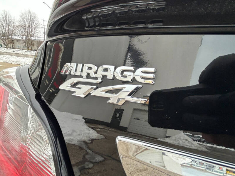 2024 Mitsubishi Mirage G4 ES