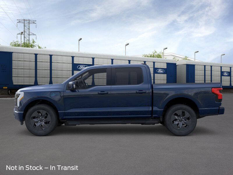 2025 Ford F-150 Lightning Lariat