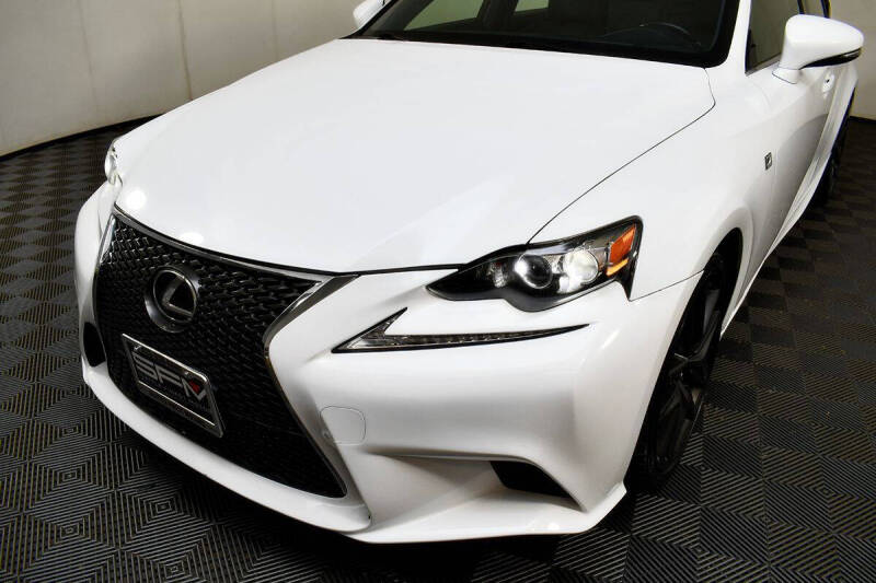 2016 Lexus IS 300