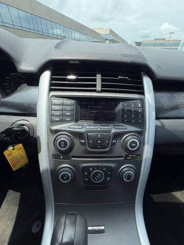 2013 Ford Edge SE