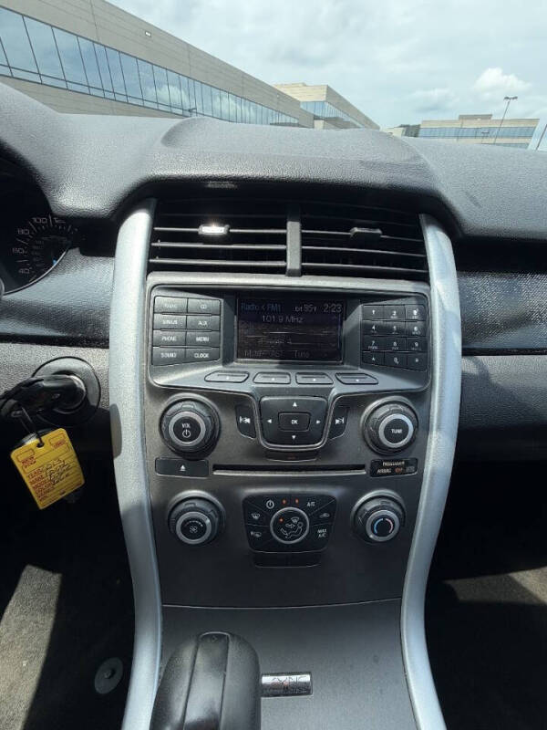 2013 Ford Edge SE
