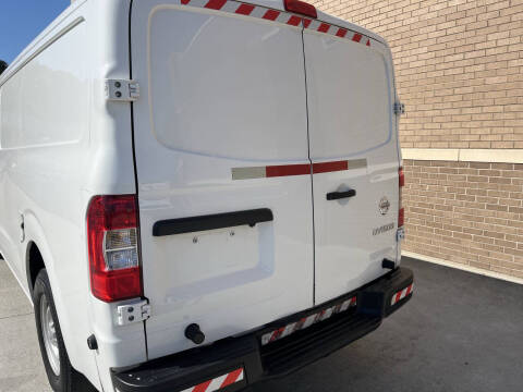 2016 Nissan NV 1500 SV